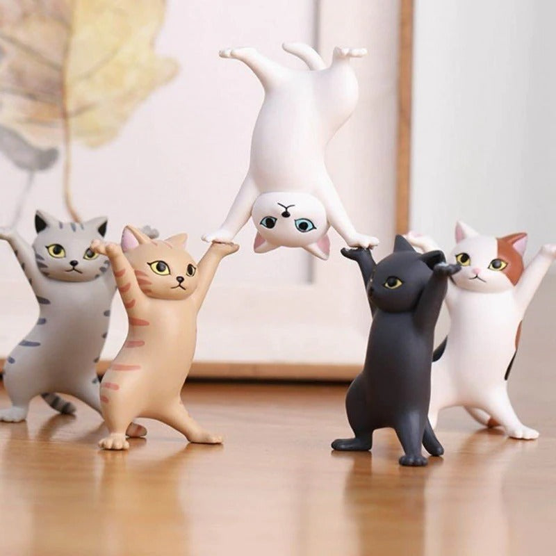 Toy cat outlet figures